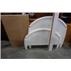 Image 1 : WHITE SINGLE SIZE BED FRAME