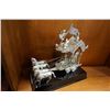 Image 2 : METALLIC CHARIOT AND COACH FIGURE