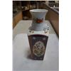 Image 1 : JAPANESE DECORATIVE VASE