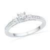 Image 1 : 10KT White Gold 0.16CTW DIAMOND FASHION RING