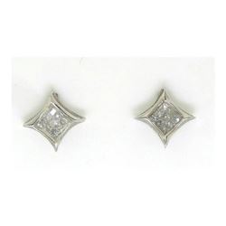 14KT White Gold 0.15CTW PRINCESS DIAMOND LADIES INVISIB