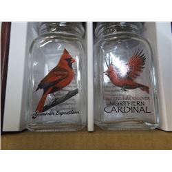 American Expedition New Cardinal salt and Pepper shaker