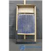 Image 1 : Vintage Wash Board