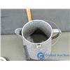 Image 3 : Large Enamal Pot with Lid