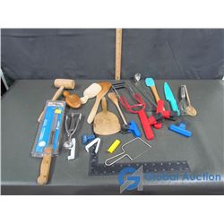 Assorted Kitchen Tools