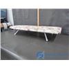 Image 1 : Table Top Ironing Board