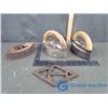 Image 1 : (3) Sad Irons and Base