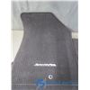 Image 2 : Floor Matts for a Santa Fe