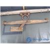 Image 2 : (2) Wooden Hames