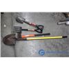 Image 1 : (4) Gardening Tools