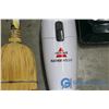 Image 2 : Broom, Vac, etc