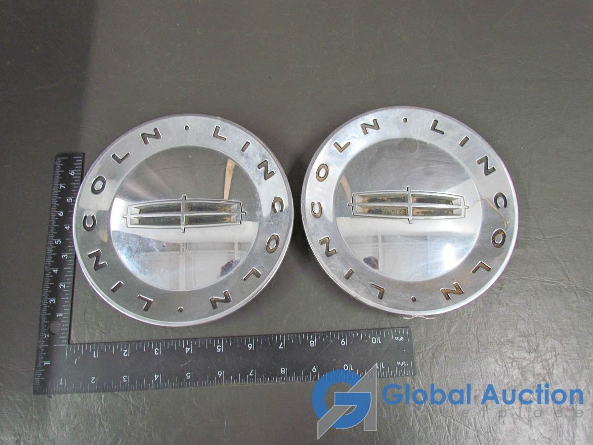 (2) Lincoln Hub Caps