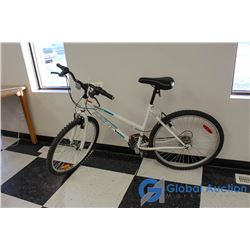 26" Women's Next Mountain Bike (White)