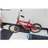 Image 1 : 16" Juvenile Quest BMX (Red)