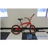 Image 2 : 18" Men's Next BMX (Red)