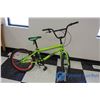 Image 2 : 20" Unisex Huffy BMX (Light Green)