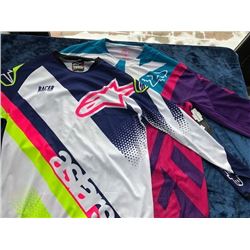 2 jerseys, size L & XL