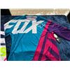 Image 2 : 2 jerseys, size L & XL