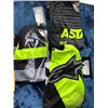Image 1 : 3 jerseys, S, S & youth XL