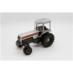 White 2-135 tractor 1/16