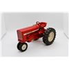 Image 1 : IH 504 tractor       1/16