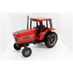 IH 5088 tractor      1/16