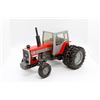 Image 1 : Massey Ferguson 690 tractor      9.in