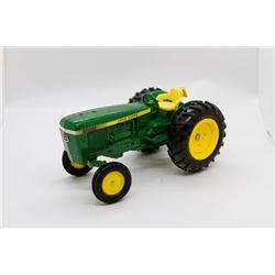 John Deere tractor     1/16