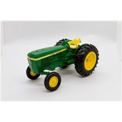 John Deere tractor     1/16