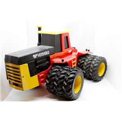 Versatile 1150 tractor           1/16