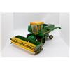 Image 1 : John Deere 6600 combine     1/16