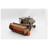 Image 1 : Allis Gleaner combine      1/16