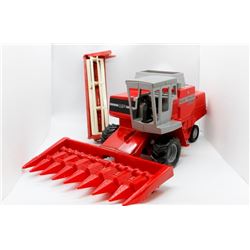 Massey Ferguson 850 combine   1/16