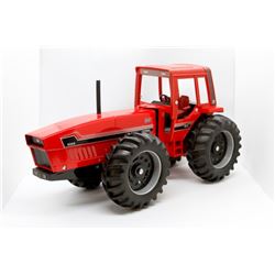 IH 6388 tractor               1/16