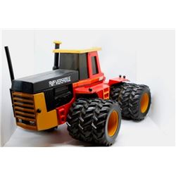 Versatile 1150 tractor        1/16