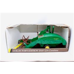 John Deere No.12A combine 1:16 Ertl