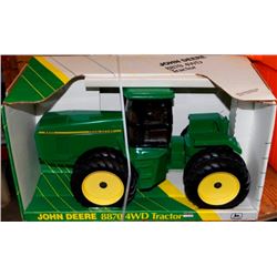 John Deere 8870 Ertl 1:16