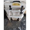 Image 1 : 2 LinQ Coolers