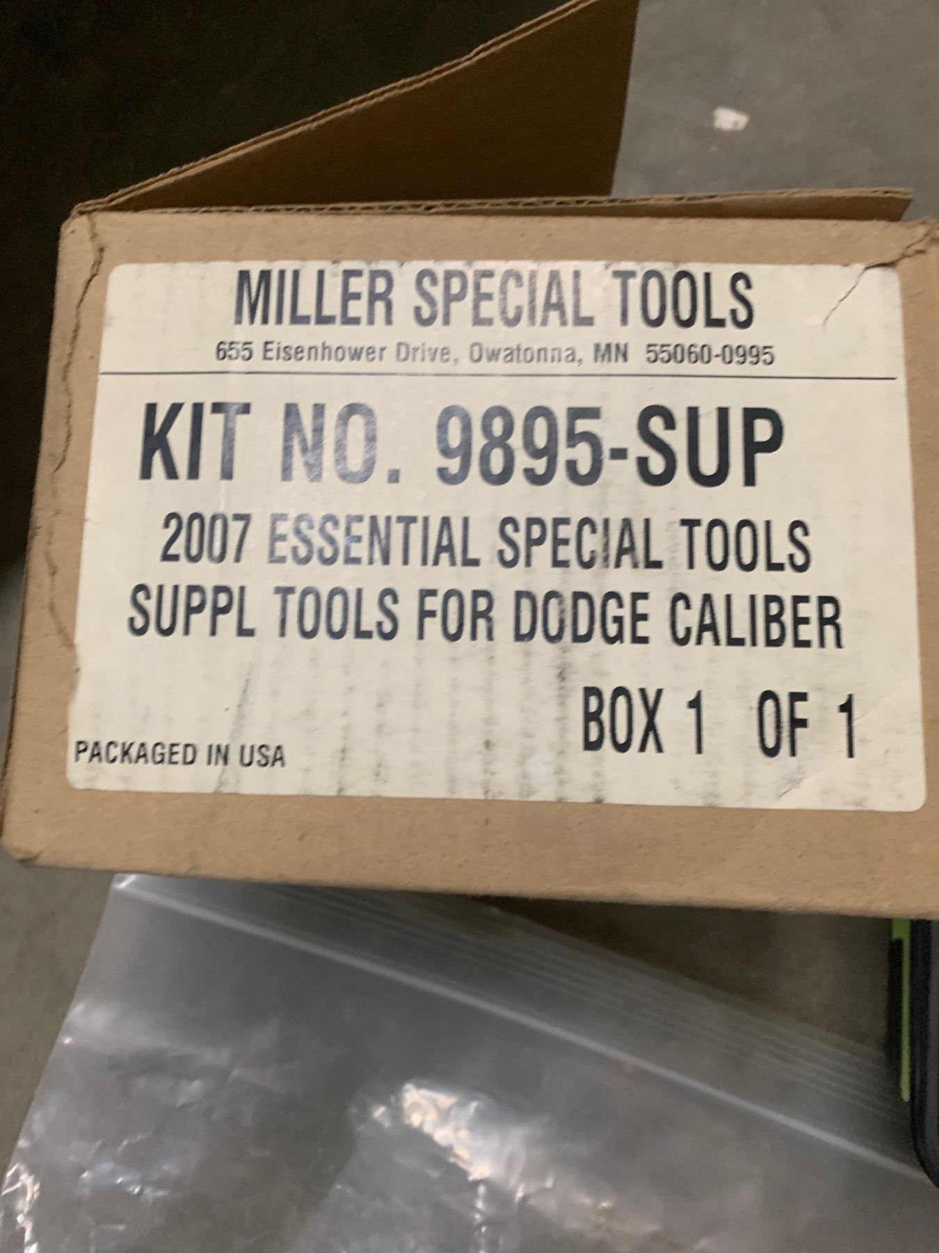 Large lot of mopar/miller specialty tools