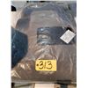 Image 1 : Suzuki 2003 XL-7 3 Row 6 Piece set Black floor mats