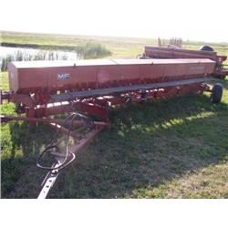 IHC 16ft Discer Seeder with Grass and Fertilizer attachments