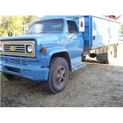 1979 Chevy  C-70 Safetied truck V-8, 5+2 transmission with 15ft box and Hoist with Roll Tarp 