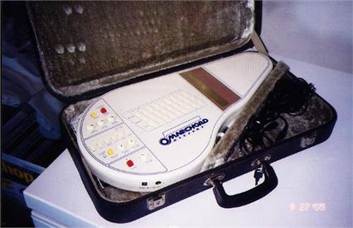 Electric Omnicord instrument with case in nice con