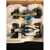 Image 2 : SCALEXTRIC Slot Car Race Set - X4 Formula One