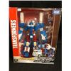 Image 1 : Transformers Takara Legends LG 14 Ultra Magnus Figure