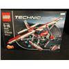 Image 1 : LEGO Technic Fire Plane 42040