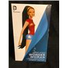 Image 1 : DC COLLECTIBLE'S WONDER WOMAN STATUE
