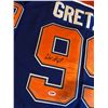 Image 4 : WAYNE GRETZKY SIGNED OILERS CAPTAIN JERSEY (PSA COA)