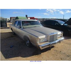1986 - LINCOLN TOWN CAR