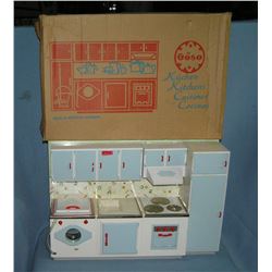 Vintage tin and plastic kitchen play set